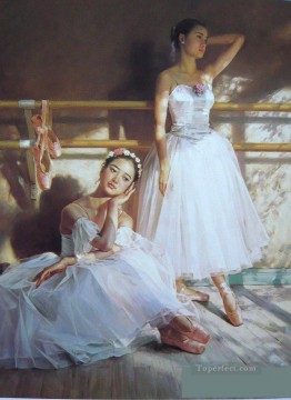 中国の女の子 Painting - バレリーナ Guan Zeju01 中国語